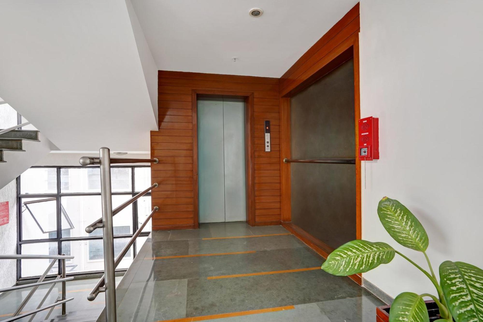 Astra Hotels & Suites - Marathalli Bangalore Exterior foto